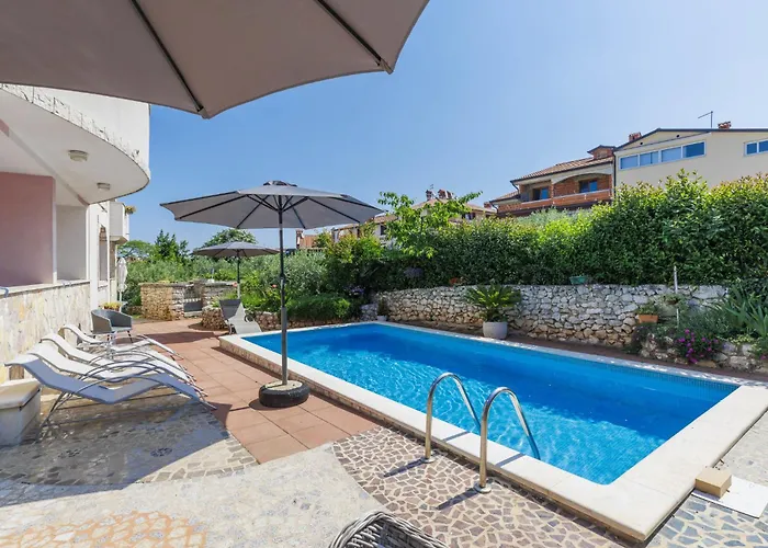 Apartment Romantika - Roj107 By Interhome