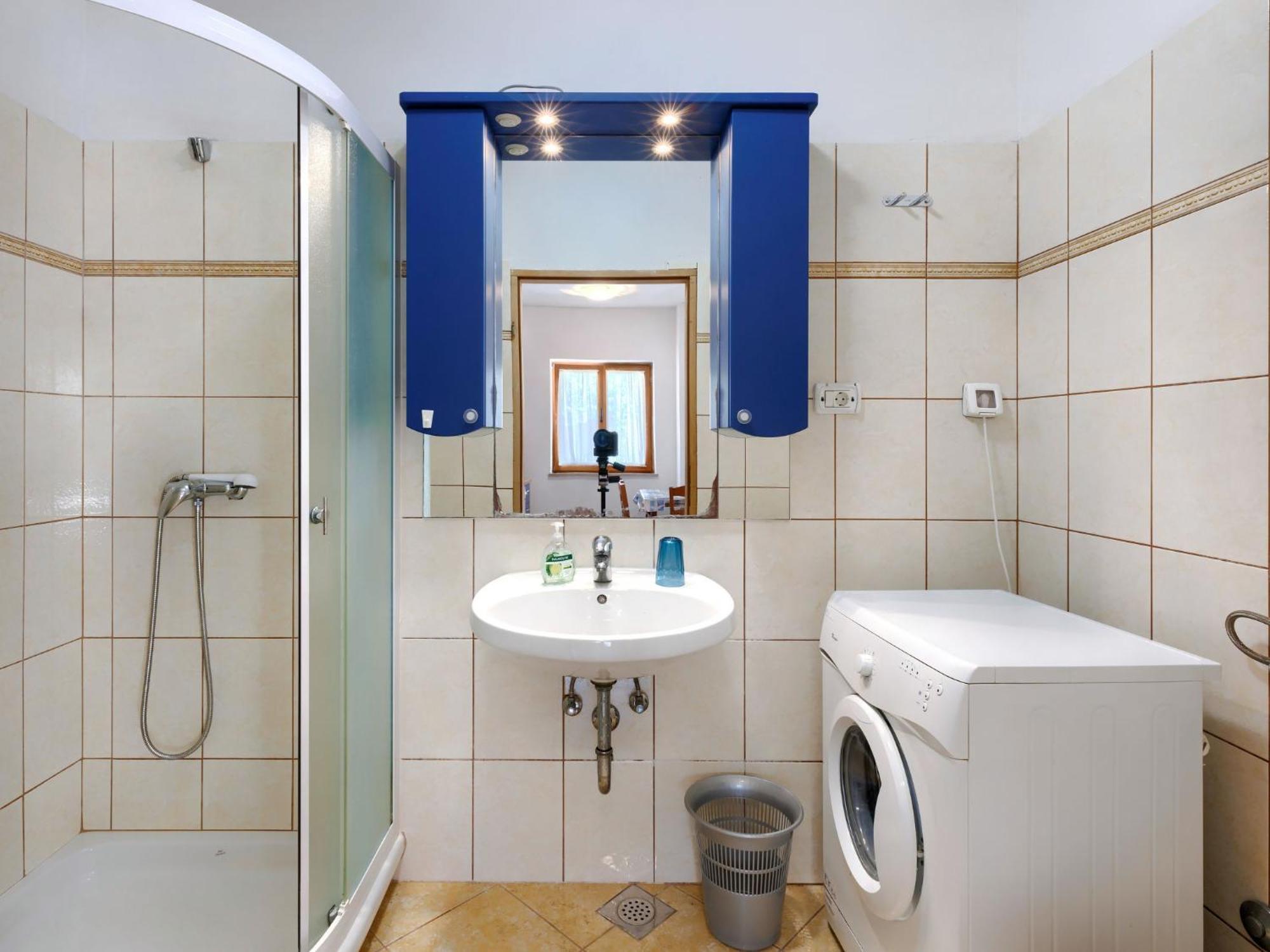Romantika - Roj107 By Interhome *
